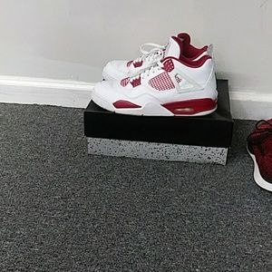 Retro jordan 4